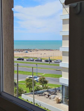 Hermoso dpto frente al mar